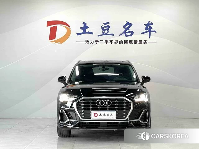 Audi Q3 2023 Черный из Китая, фото 4