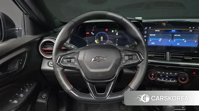 Chevrolet (GM Daewoo) Trax Crossover 2024 Черный из Кореи, фото 4