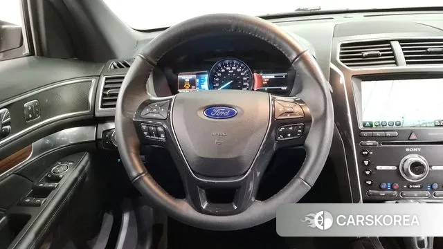 Ford Explorer 2018 Белый из Кореи, фото 4