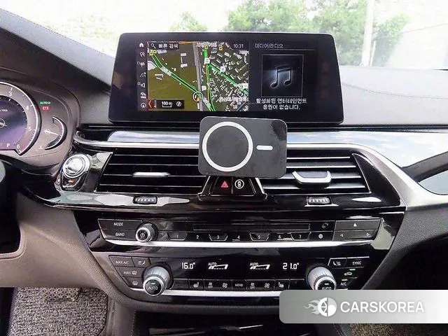 BMW 5 Series (G30) 2018 Черный из Кореи, фото 4