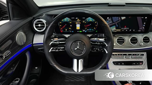 Mercedes-Benz E-Class W213 2021 Черный из Кореи, фото 4
