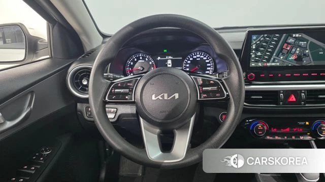 Kia The New K3 2nd generation 2024 Белый из Кореи, фото 4