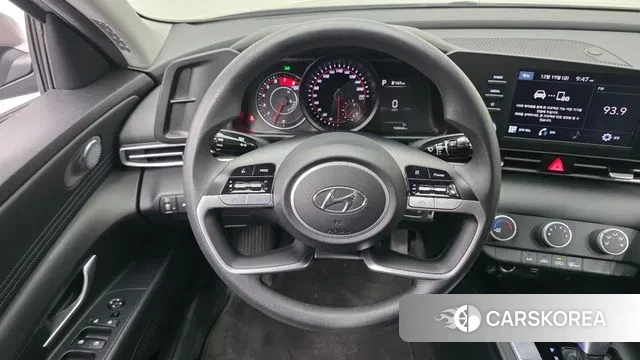Hyundai Avante (CN7) 2021 Серебристо-серый из Кореи, фото 4