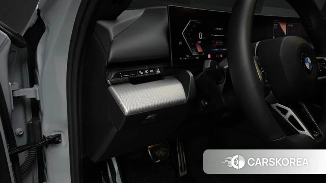 BMW 5 Series (G60) 2024 Серебристо-серый из Кореи, фото 4