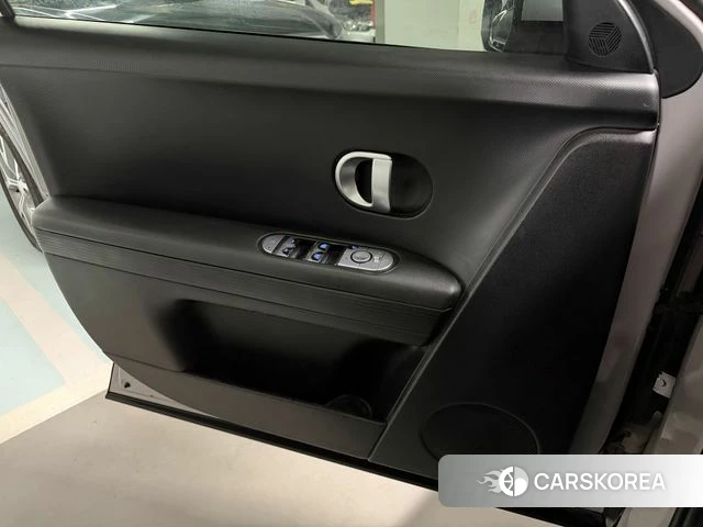 Hyundai Ionic 5 2022 Серебристо-серый из Кореи, фото 4