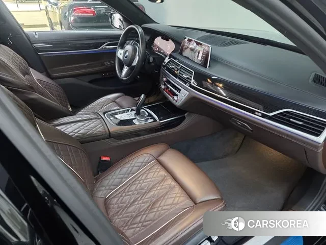 BMW 7 Series (G11) 2020 Черный из Кореи, фото 4