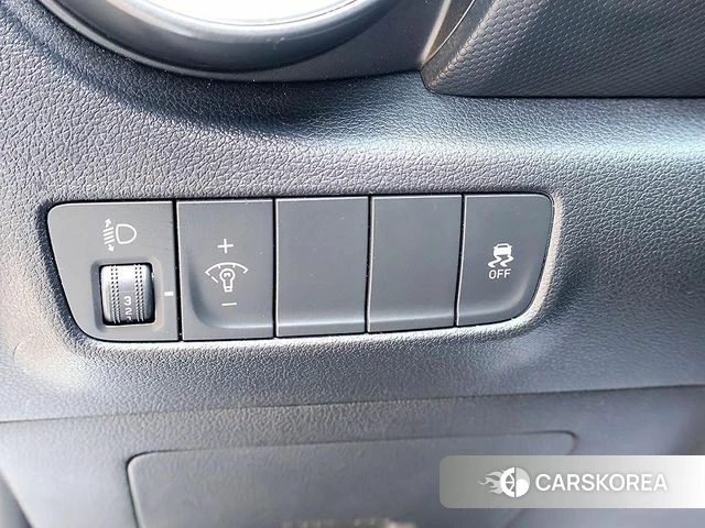Hyundai The New Kona 2022 Белый из Кореи, фото 4