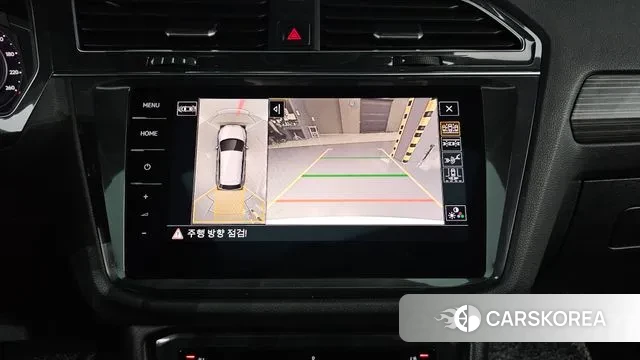 Volkswagen Tiguan Allspace 2023 Белый из Кореи, фото 4