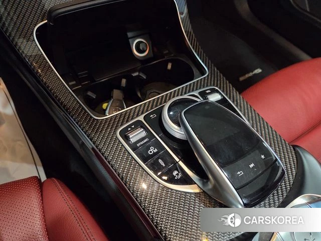 Mercedes-Benz C-Class W205 2018 Черный из Кореи, фото 4