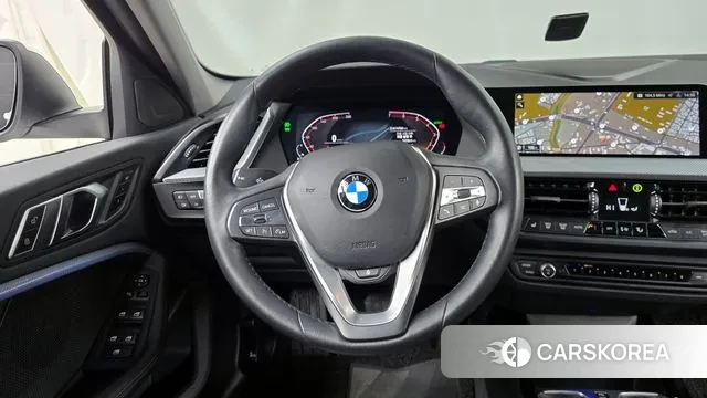 BMW 1 Series (F40) 2022 Белый из Кореи, фото 4