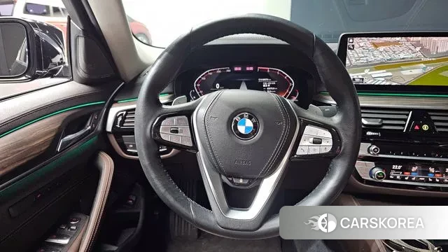 BMW 5 Series (G30) 2022 Черный из Кореи, фото 4