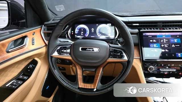 Jeep Grand Cherokee (WL) 2023 Белый из Кореи, фото 4