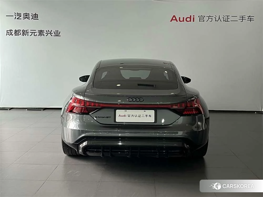 Audi e-tron GT 2023 Черный из Китая, фото 4
