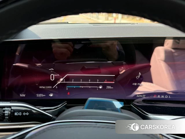 Cadillac Escalade 5th Generation 2025 Черный из Кореи, фото 4