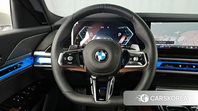 BMW 7 Series (G70) 2025 Белый из Кореи, фото 4