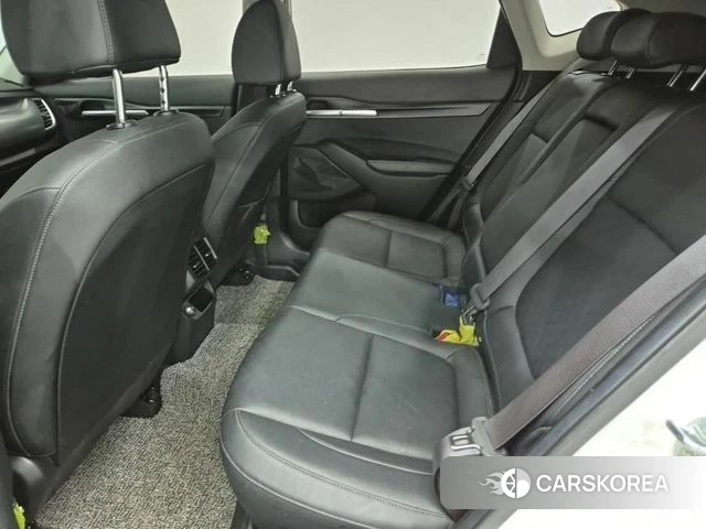 Kia Seltos 2022 Белый из Кореи, фото 4