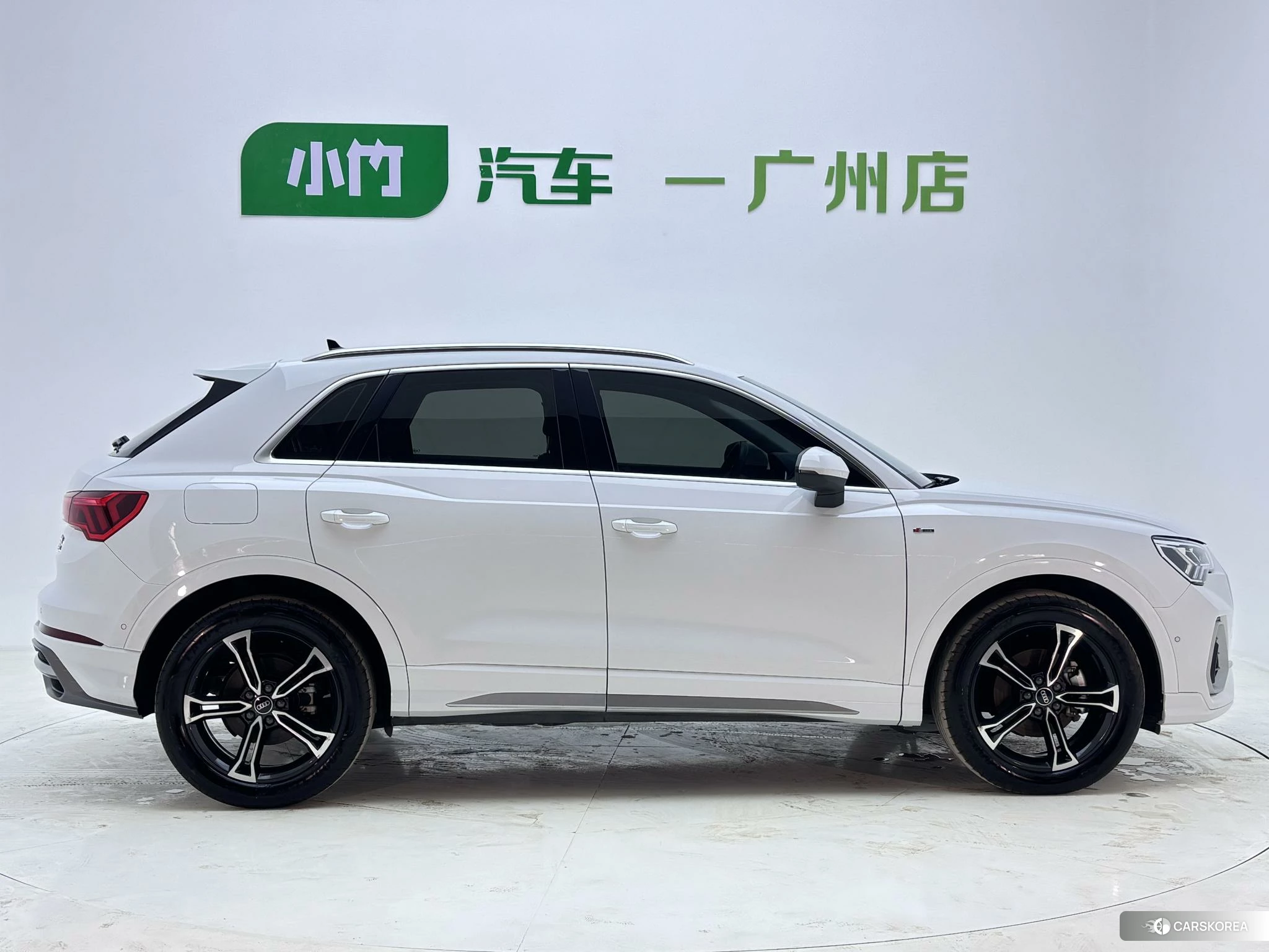 Audi Q3 2022 Белый из Китая, фото 4