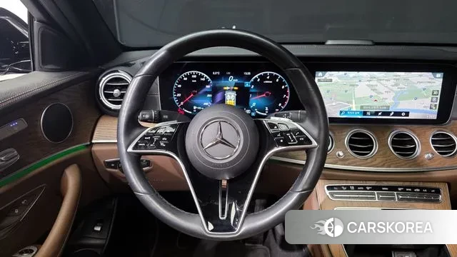 Mercedes-Benz E-Class W213 2022 Черный из Кореи, фото 4