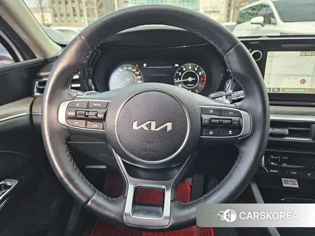 Kia K5 3rd generation 2023 Белый из Кореи, фото 4