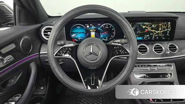 Mercedes-Benz E-Class W213 2023 Серый из Кореи, фото 4