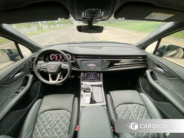 Audi SQ7 2025 Черный из Китая, фото 4