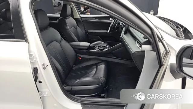 Kia K5 Hybrid 3rd Generation 2021 Белый из Кореи, фото 4