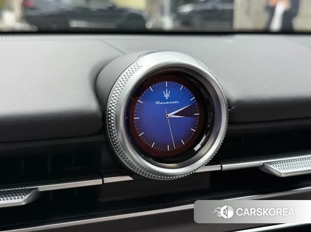 Maserati Grecale 2023 Синий из Кореи, фото 4