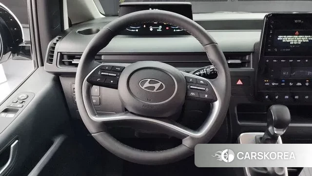 Hyundai Staria 2024 Белый из Кореи, фото 4