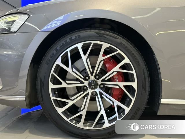 Audi A8 2018 Шампань из Китая, фото 4
