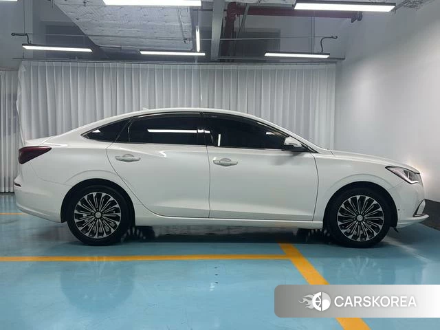 Chang'an Yidong 2019 Белый из Китая, фото 4