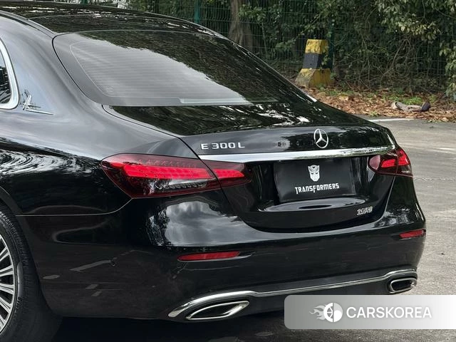 Mercedes-Benz E-class id 3939392 из Китая 4