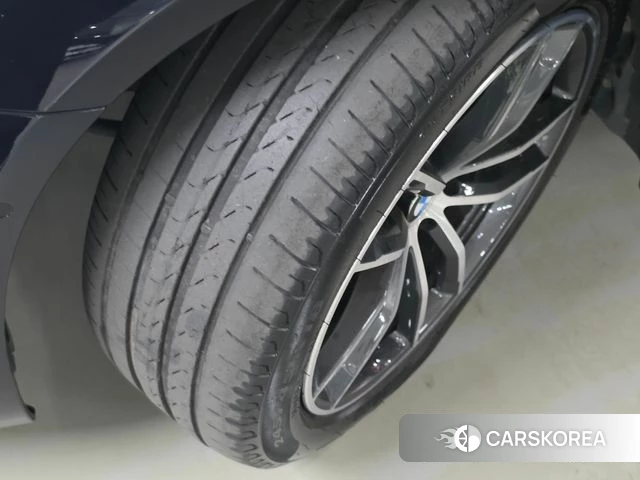 BMW 5 Series (G30) 2021 Черный из Кореи, фото 4