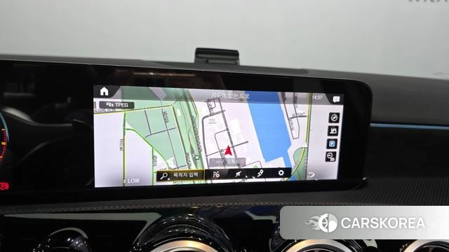 Mercedes-Benz A-Class W177 2022 Красный из Кореи, фото 4