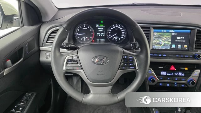 Hyundai Avante AD 2018 Жемчужный цвет из Кореи, фото 4