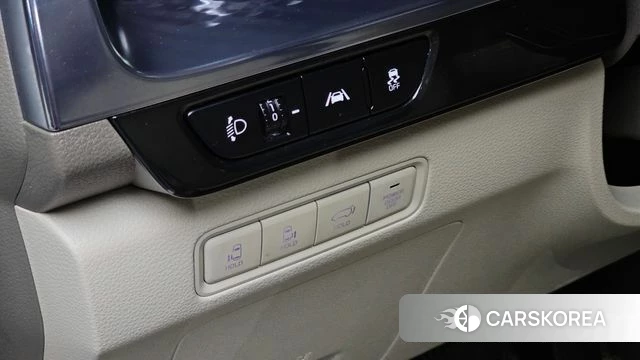 Kia Carnival 4th generation 2023 Белый из Кореи, фото 4