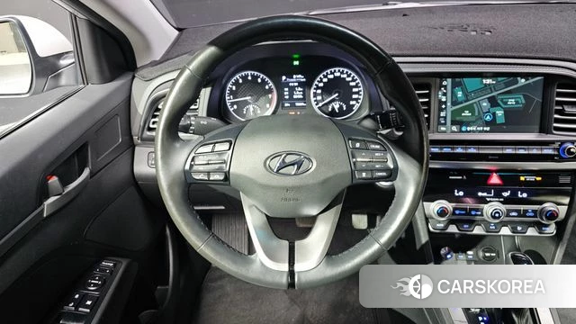 Hyundai The New Avante AD 2018 Серебристо-серый из Кореи, фото 4