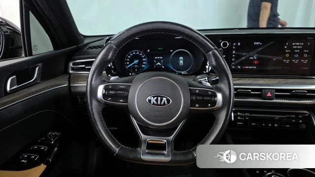 Kia K5 3rd generation 2021 Черный из Кореи, фото 4