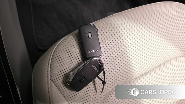 Kia Di All New Niro EV 2023 Серый из Кореи, фото 4