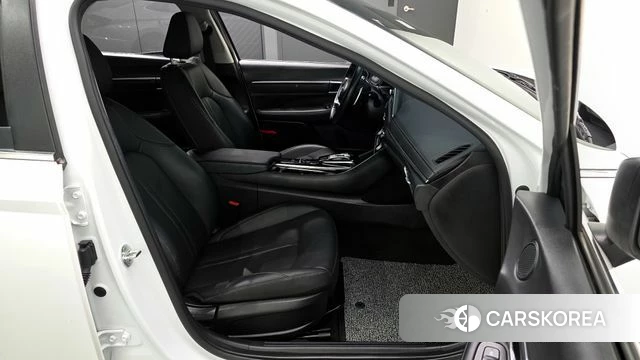 Hyundai Sonata (DN8) 2022 Белый из Кореи, фото 4