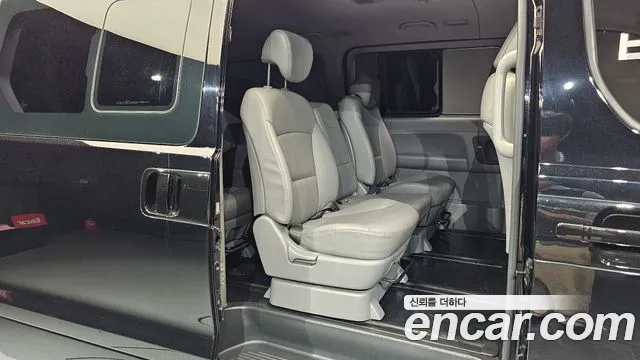 Hyundai The New Grand Starex 2019 Черный из Кореи, фото 4