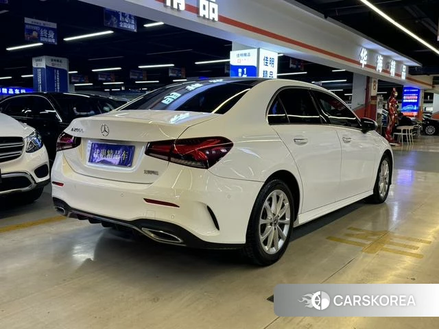 Mercedes-Benz Class A 2021 Белый из Китая, фото 4