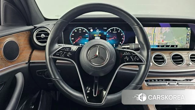 Mercedes-Benz E-Class W213 2021 Белый из Кореи, фото 4