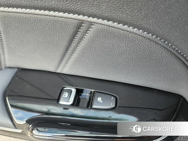 Kia K5 3rd generation 2023 Белый из Кореи, фото 4