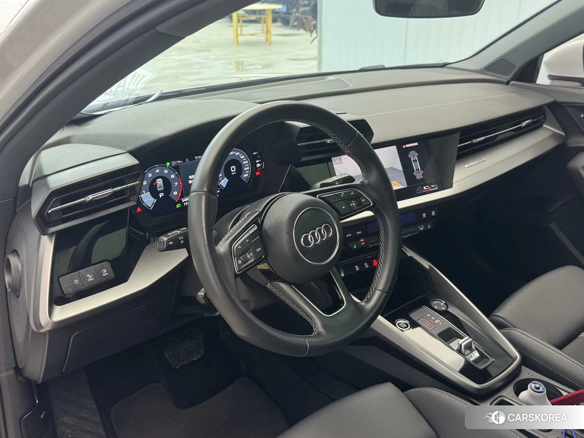 Audi A3 2023 Белый из Китая, фото 4
