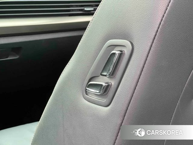 Volkswagen Passat 2021 Черный из Китая, фото 4