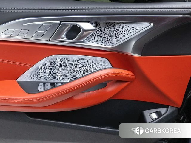 BMW 8 Series (G15) 2021 Черный из Кореи, фото 4