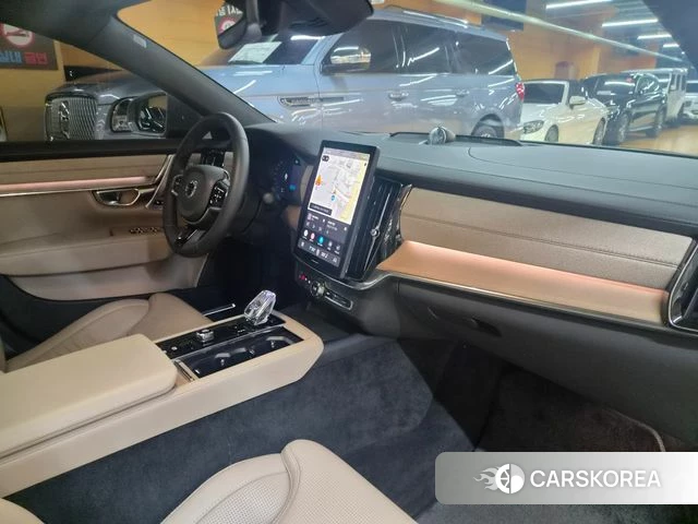 Volvo S90 2025 Серебристо-серый из Кореи, фото 4