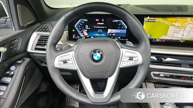 BMW X7 (G07) 2022 Серебристо-серый из Кореи, фото 4