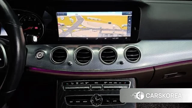 Mercedes-Benz E-Class W213 2019 Белый из Кореи, фото 4