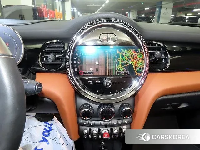 Mini Cooper S Convertible 2021 Красный из Кореи, фото 4